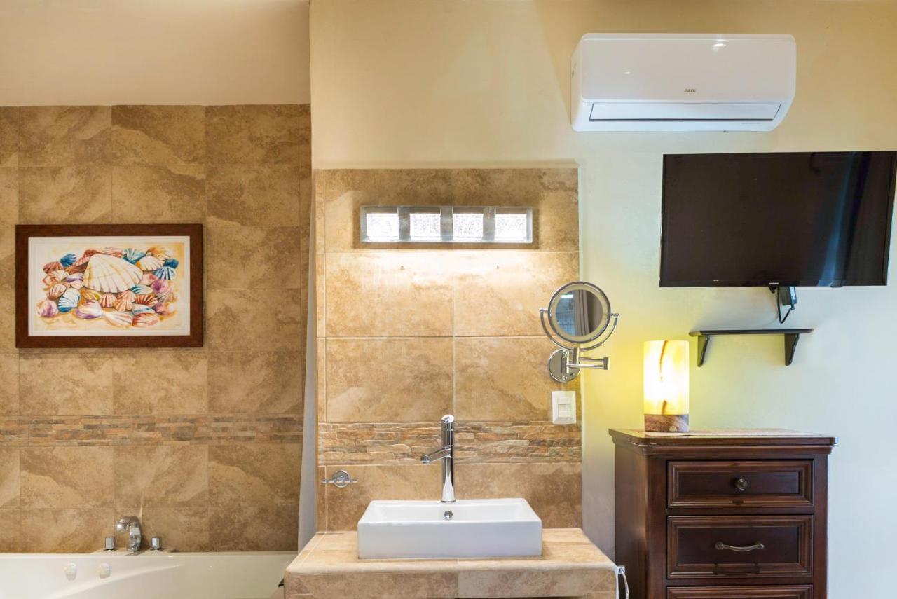 Alamos Inn Hotel Con Jacuzzi Y Piscina 坎昆 外观 照片