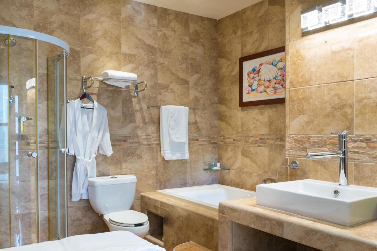 Alamos Inn Hotel Con Jacuzzi Y Piscina 坎昆 外观 照片